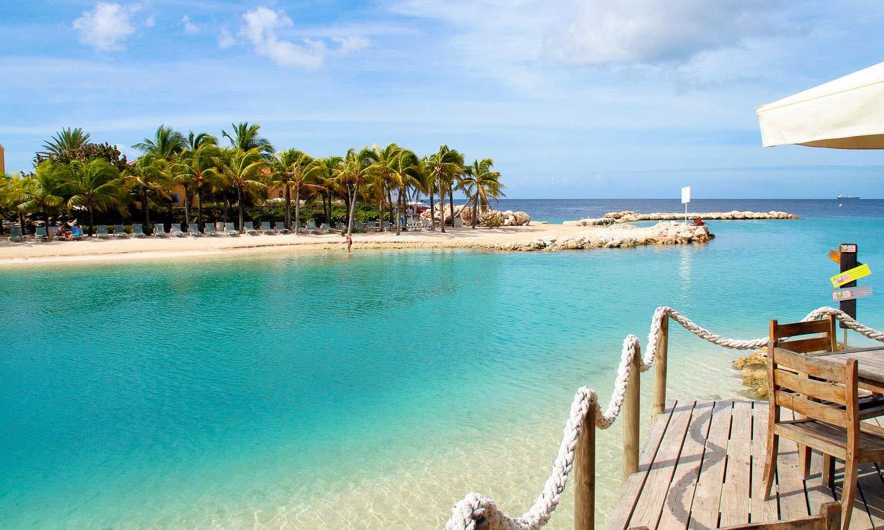 LionsDive Beach Resort