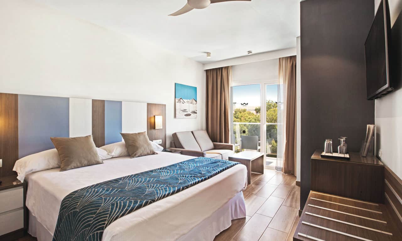 Mallorca Playa De Palma - Hotel Riu Festival - großes Doppelzimmer 02