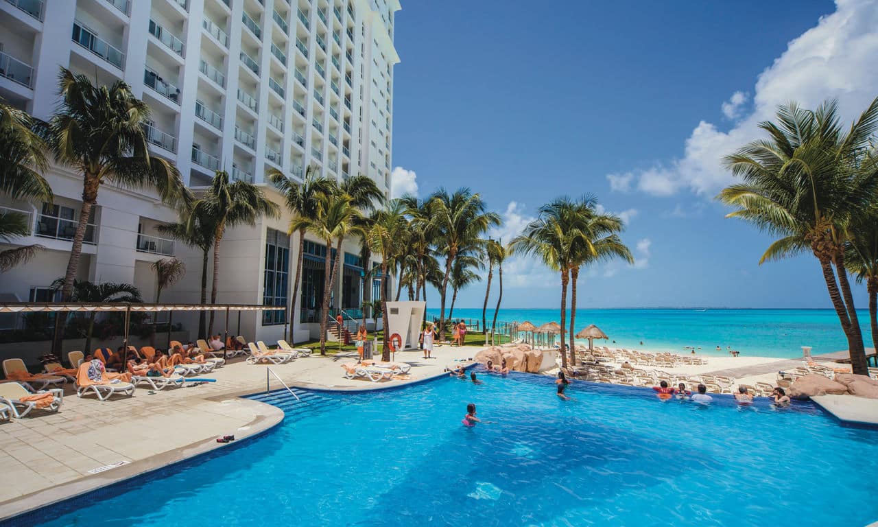 Mexiko cancun - hotel Riu Cancun - strand und pool
