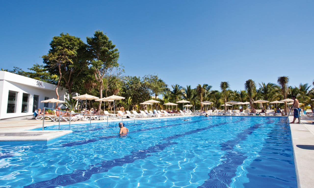 Mexiko playa del carmen - hotel Riu Palace Mexico - swimming pool 01