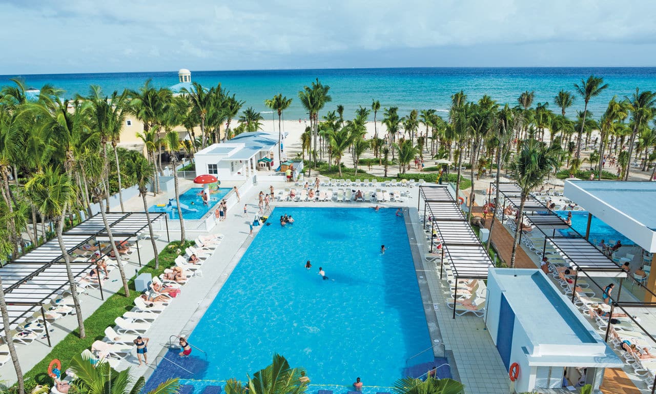 Mexiko playa del carmen - hotel Riu Playacar - hotelanlage pool und strand