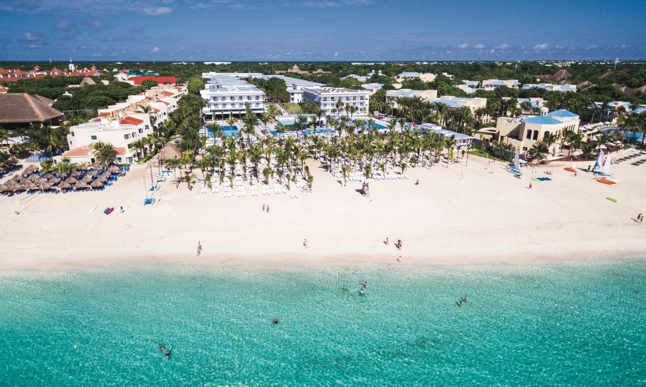 Mexiko playa del carmen - hotel Riu Playacar - hotelanlage und sandstrand