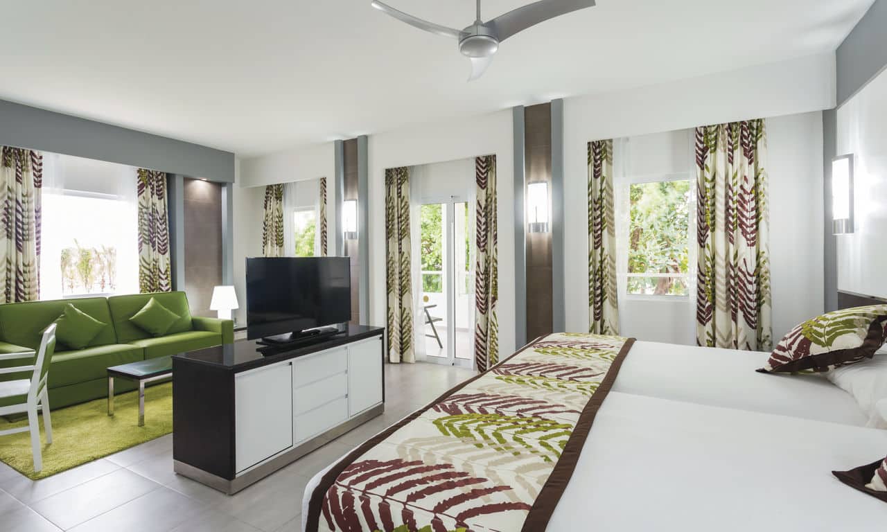 Mexiko playa del carmen - hotel Riu Playacar - Junior Suite 01