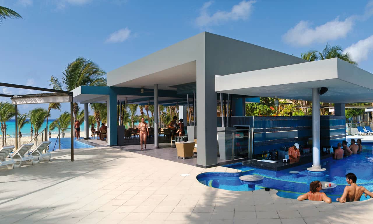 Mexiko playa del carmen - hotel Riu Yucatan - Swim Up Bar