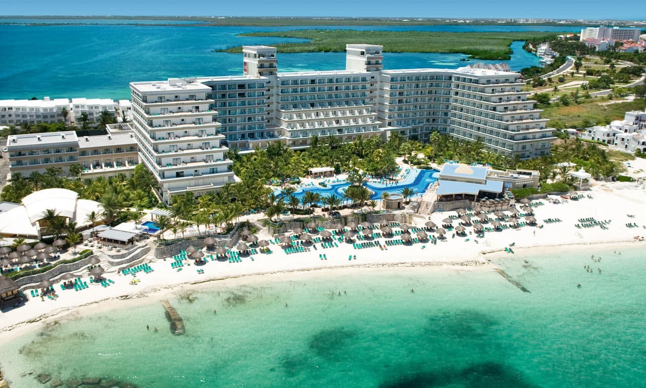 mexiko cancun hotel riu caribe hotelansicht