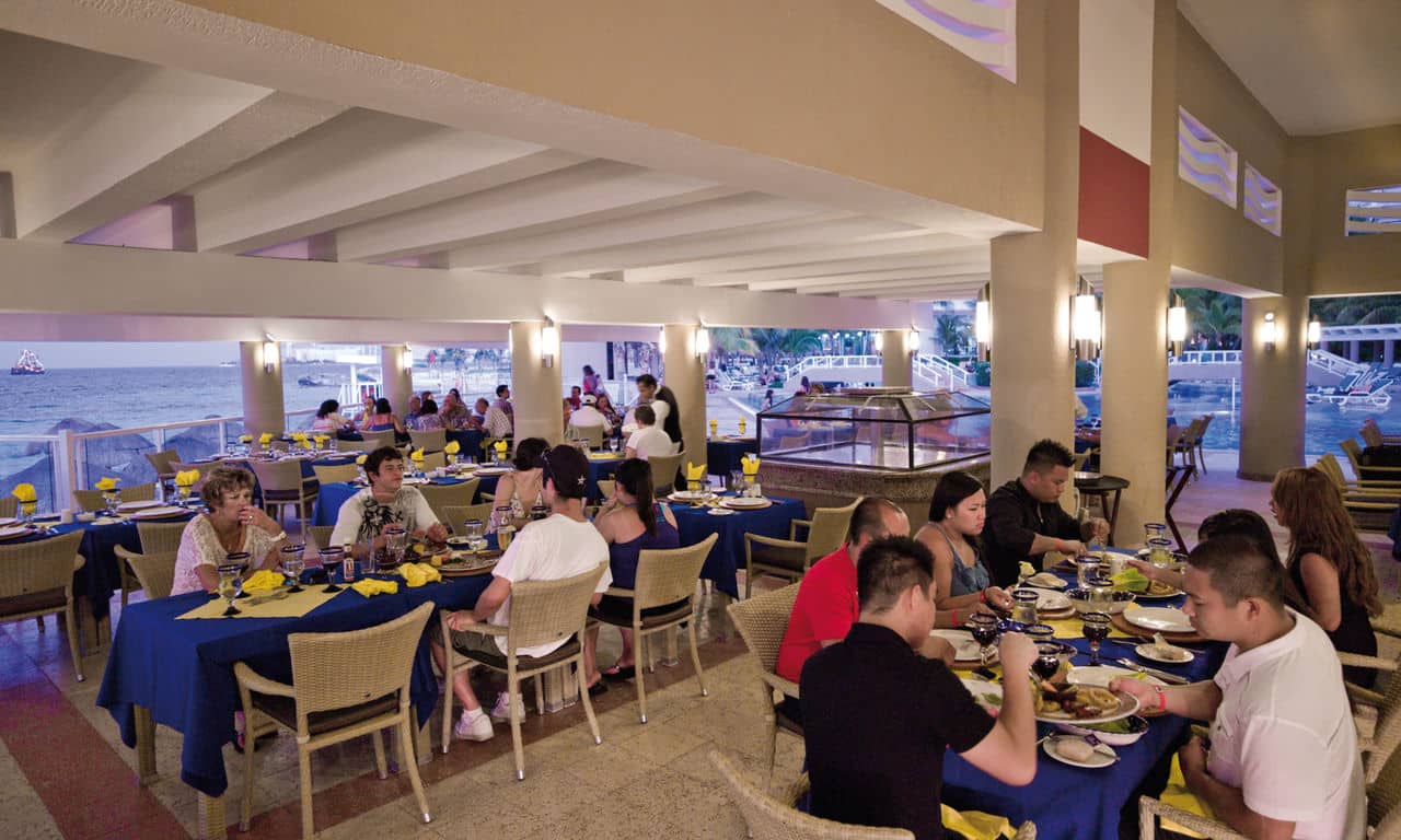 mexiko cancun hotel riu caribe pizzeria