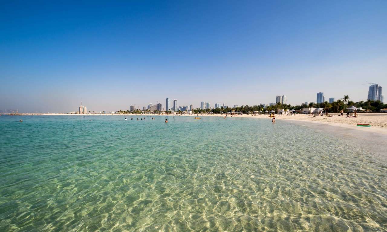 Wyndham Garden Ajman Corniche
