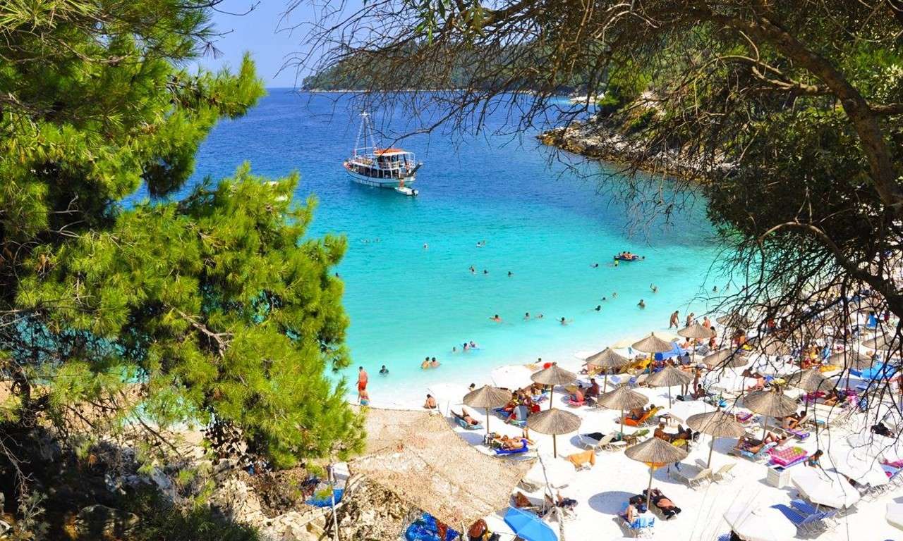 Grand Beach Hotel