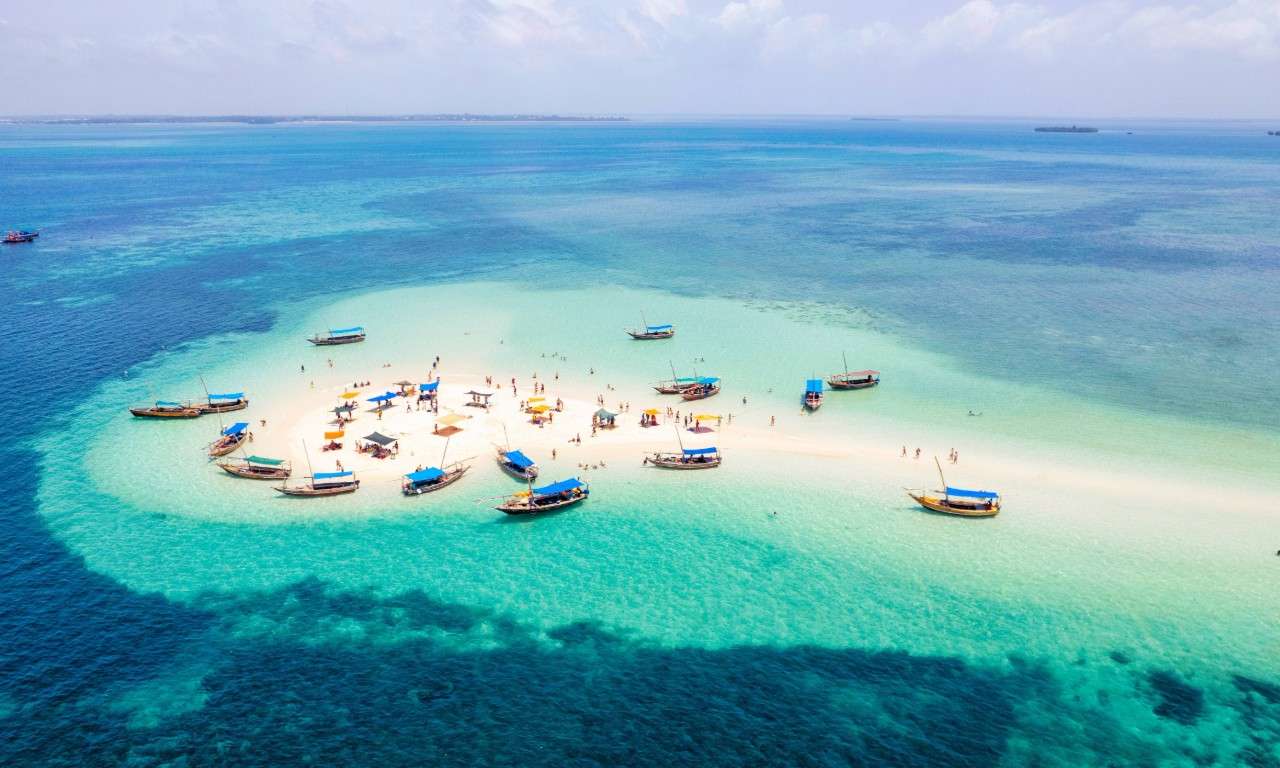 Sultan Sands Island Resort